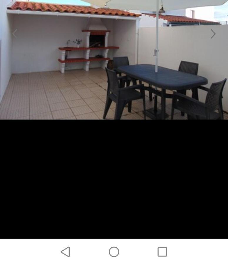 Vila Casinha Res Do Chao Na Nazare Com Quintal E Barbecue Exteriér fotografie